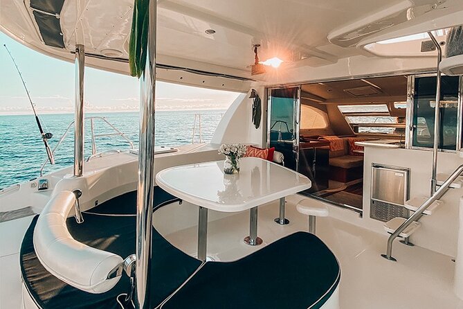 Small Group Yacht Sunset Cruise from Oahu - The 2.5-hour rhythm: sunset timing, wildlife odds, and photo chances
