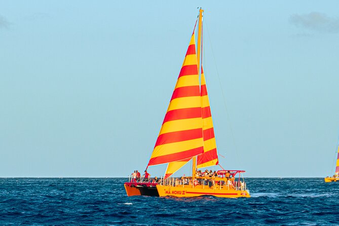 South Shore Open Sail from Kewalo Harbor Including Drinks - Drinks included: mai tais, beers, and crew-driven comfort