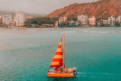 South Shore Open Sail from Kewalo Harbor Including Drinks - The Kakaako to Waikiki sailing route (and why Diamond Head matters)