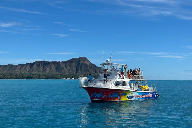 Sunset Cruise Waikiki - Golden Hour Cocktail Cruise - Crew and captain energy: why service changes the whole cruise