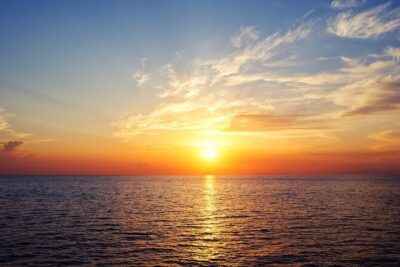 Sunset Dinner Cruise in Honolulu, Hawaii - Waikiki Beach Stop: The Shore You’ll Want to See Twice
