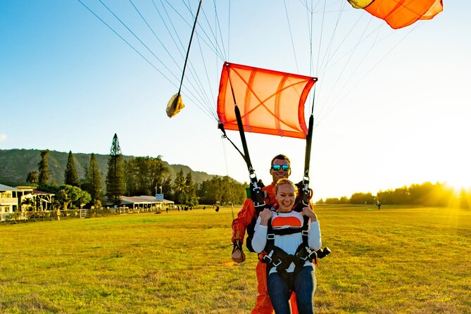 Tandem Skydiving with GoJump in Hawaii - Who Should Book This Tandem Skydive?