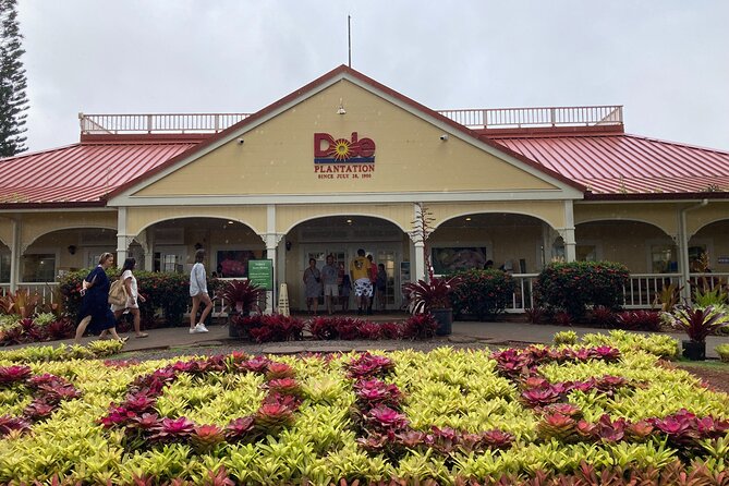 "The Dole Plantation" & "North Shore" Private Limousine VIP Tour! - Why a private limo makes the Dole-to-North-Shore route easier