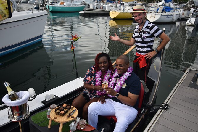Valentine's Private Gondola Cruise in Waikiki with Drinks, Pastry - Magic Island cruising: seeing the man-made surprise