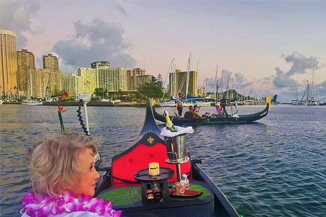 Valentine's Private Gondola Cruise in Waikiki with Drinks, Pastry - Comfort details that are small—but they matter
