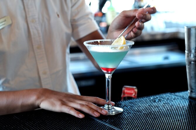 Waikiki Fireworks Cocktail Cruise - A 90-Minute Plan for Waikiki Friday Night Fireworks
