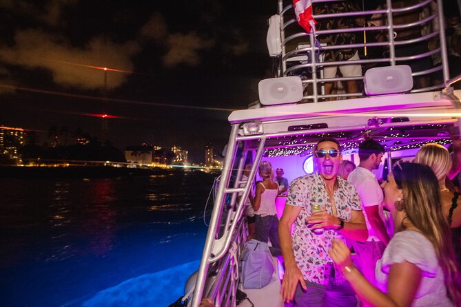 Waikiki Friday Fireworks Party Cruise with Live DJ & Full Bar - The DJ and the party vibe: What the music feels like