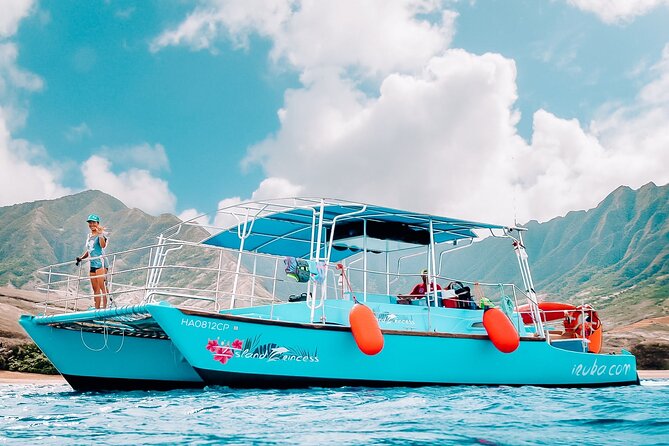 Waikiki Friday Night Fireworks Cruise + Fireworks Festival 3/15 - Comfort and Safety: What the Crew Focuses On