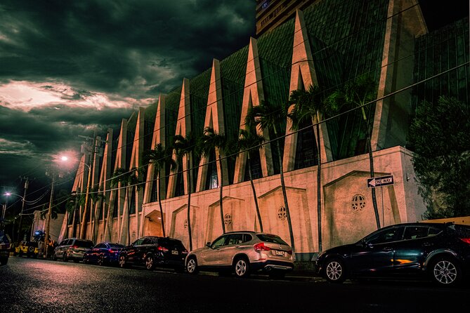 Waikiki Ghost Tour: Torches & Terrors - Who should book Waikiki Ghost Tour: Torches and Terrors