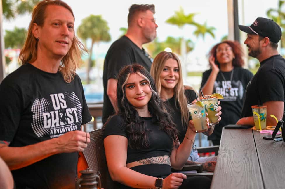 Waikiki Ghosts Boos and Booze Haunted Pub Crawl - Wheelchair access, but with a real caution for mobility needs