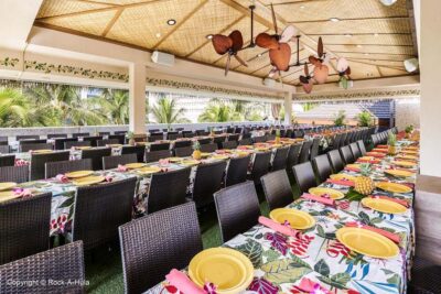 Waikiki: Luau and Buffet w/ optional Rock-A-Hula Show - Before Dinner: Pineapple, Mai Tai, Music, and a Quick Hula Moment