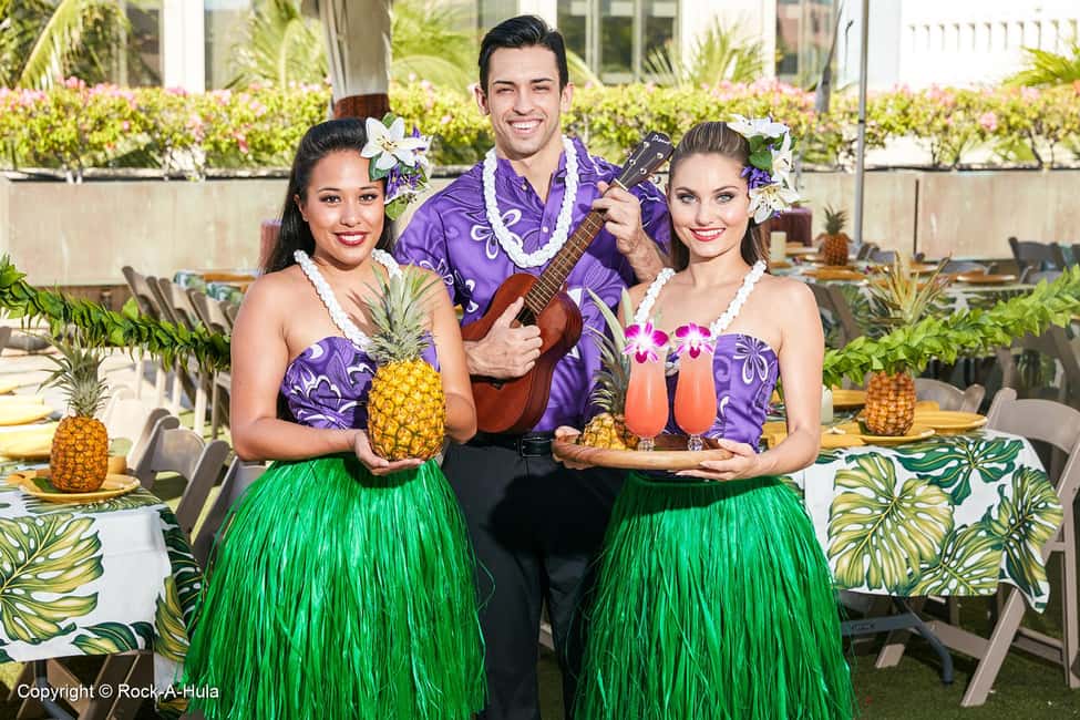 Waikiki: Luau and Buffet w/ optional Rock-A-Hula Show - Timing Reality Check: 90 Minutes to 4 Hours