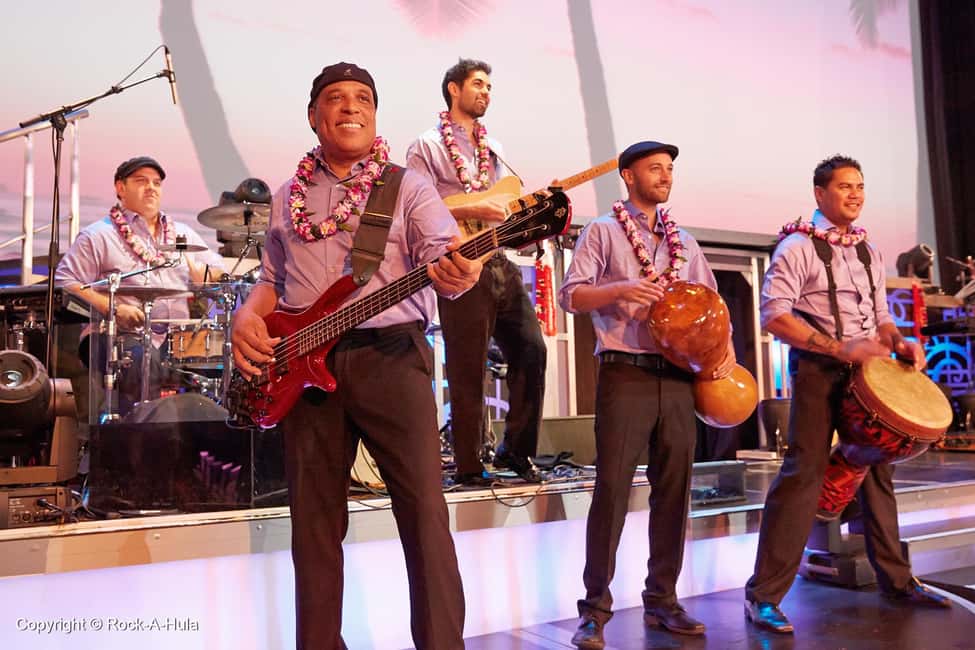 Waikiki: Luau and Buffet w/ optional Rock-A-Hula Show - Who Should Book This Luau (and Who Should Skip It)