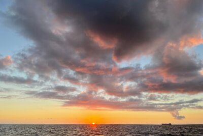 Waikiki Sunset Boat Cruise - Where You Meet in Ala Moana (and Why It Matters)