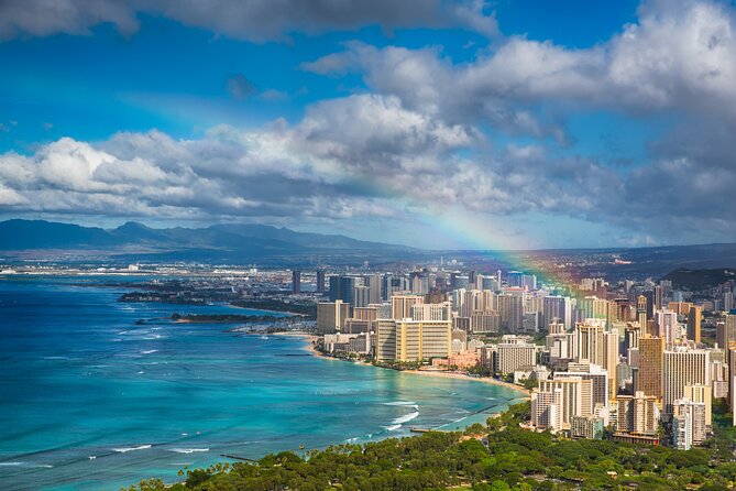Waikiki Trolley Green Line Diamond Head Shuttle - From Waikiki Shopping Plaza to Diamond Head Crater: the ride route that matters