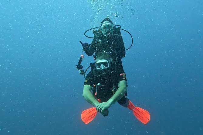 Waikiki Two Tank Guided Scuba Diving Adventure: Certified Diver - Reefs and Historic Shipwrecks Along Southern Oahu